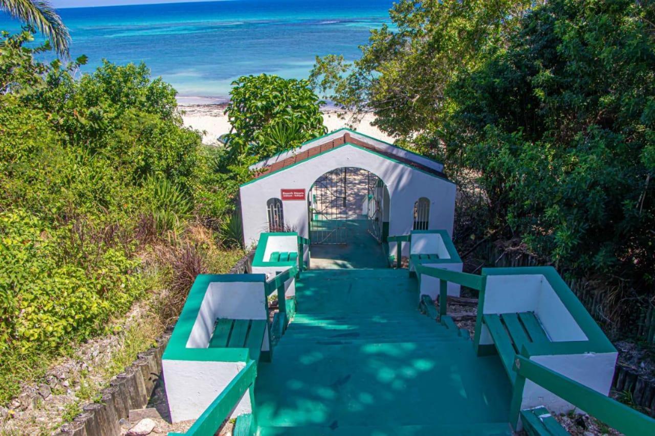 Malibu Ocean View Studio Apartment Montego Bay Exterior photo